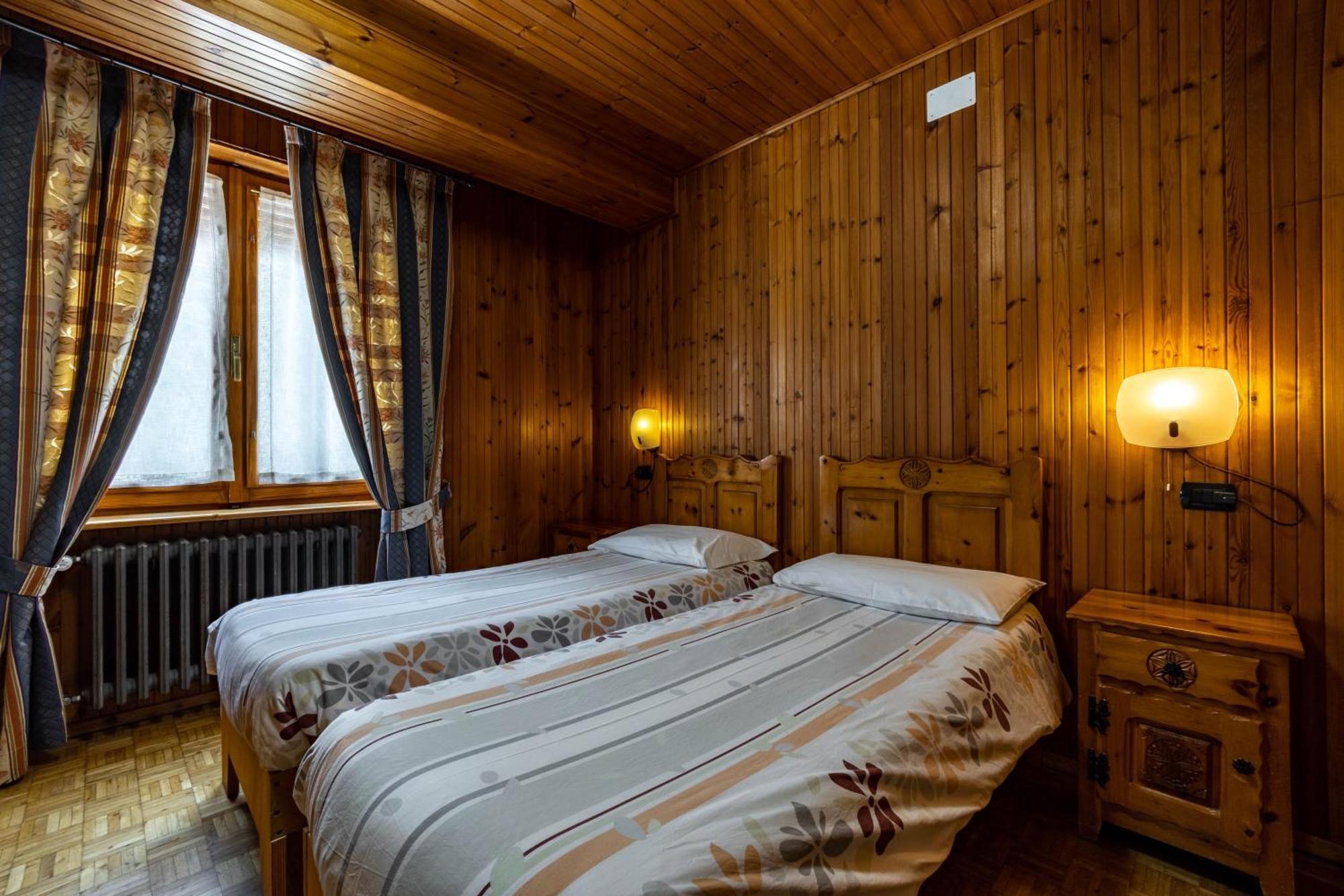 Hotel Le Campagnol Champoluc Exterior foto