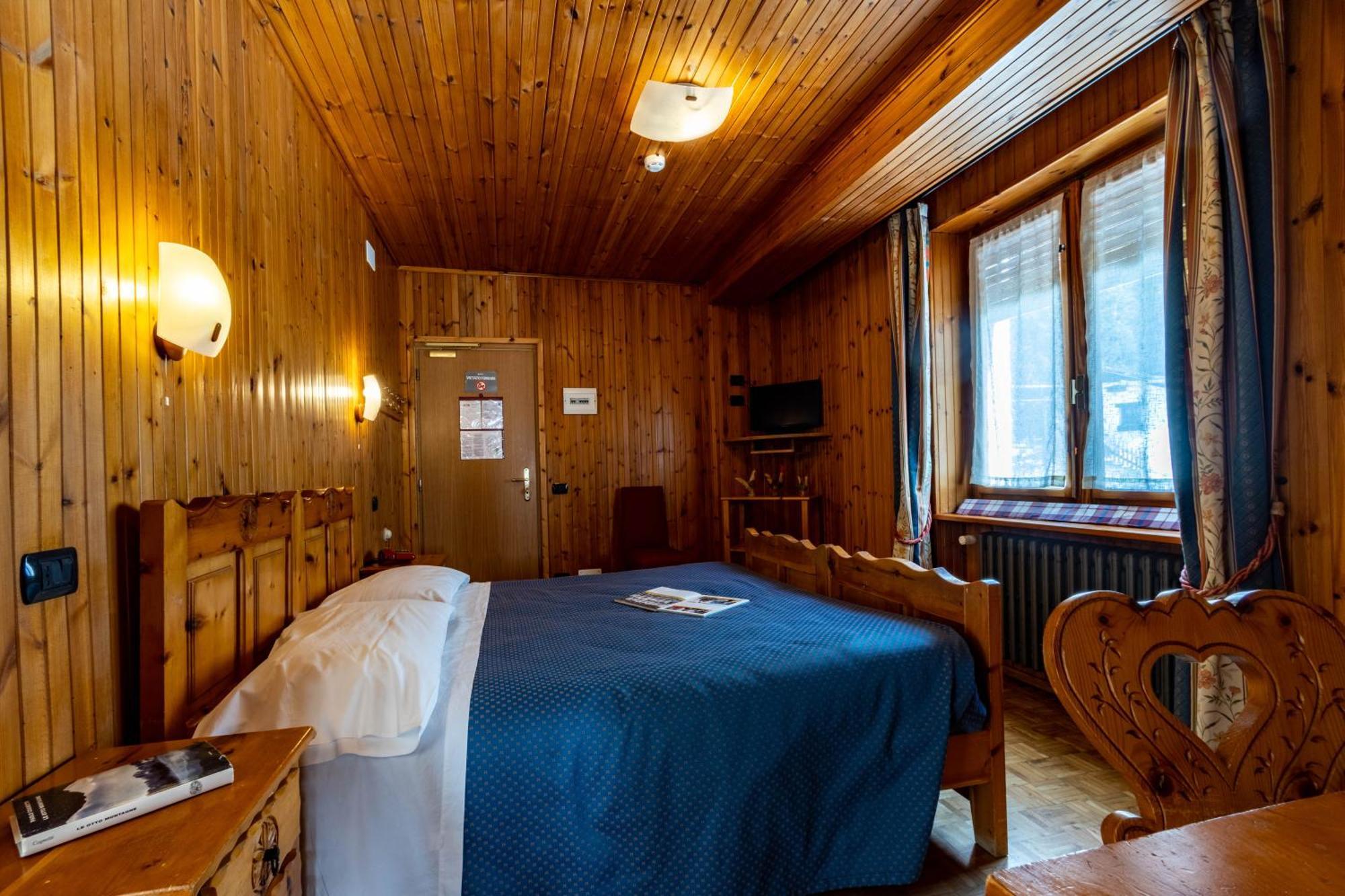 Hotel Le Campagnol Champoluc Exterior foto
