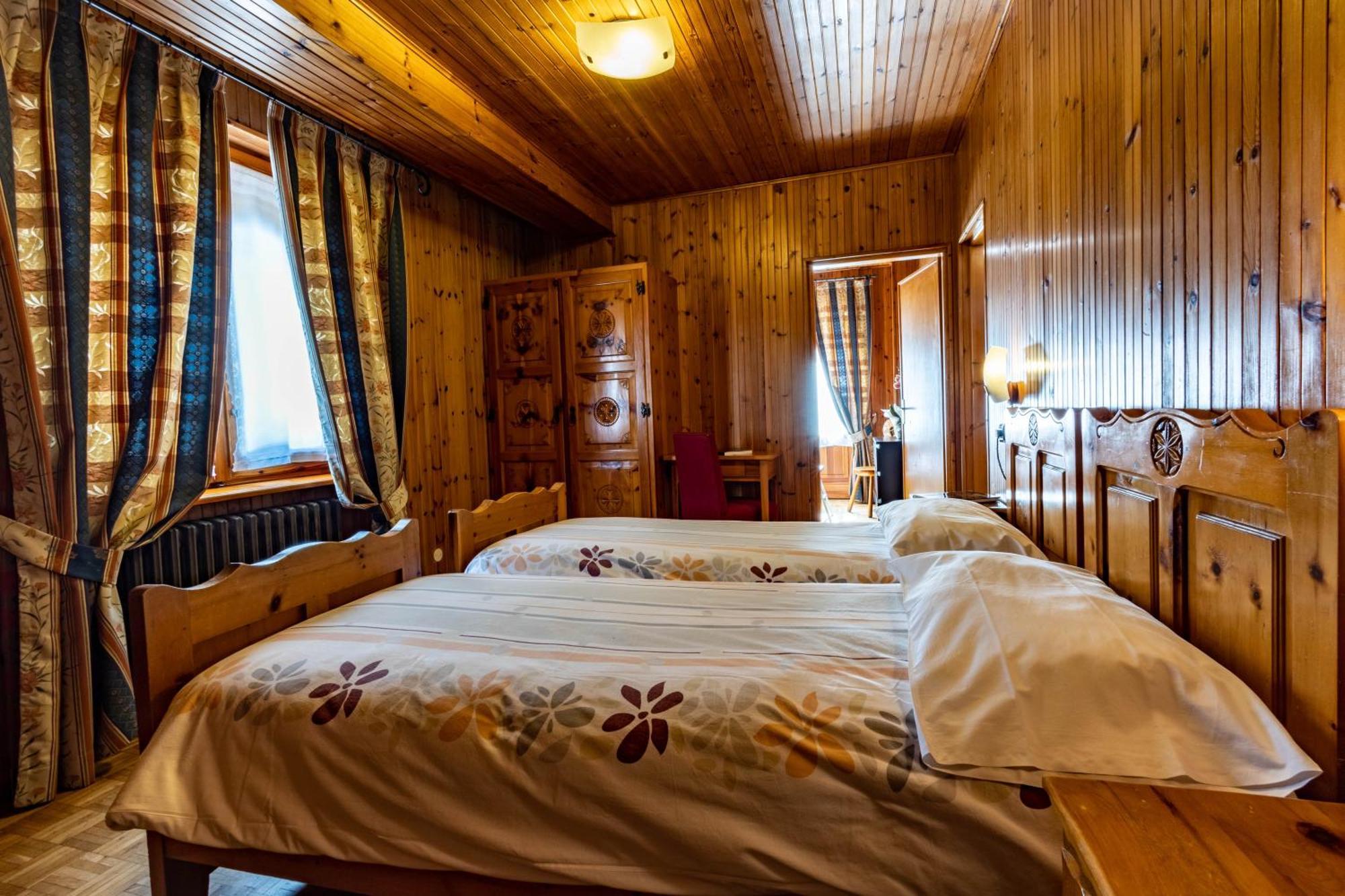 Hotel Le Campagnol Champoluc Exterior foto