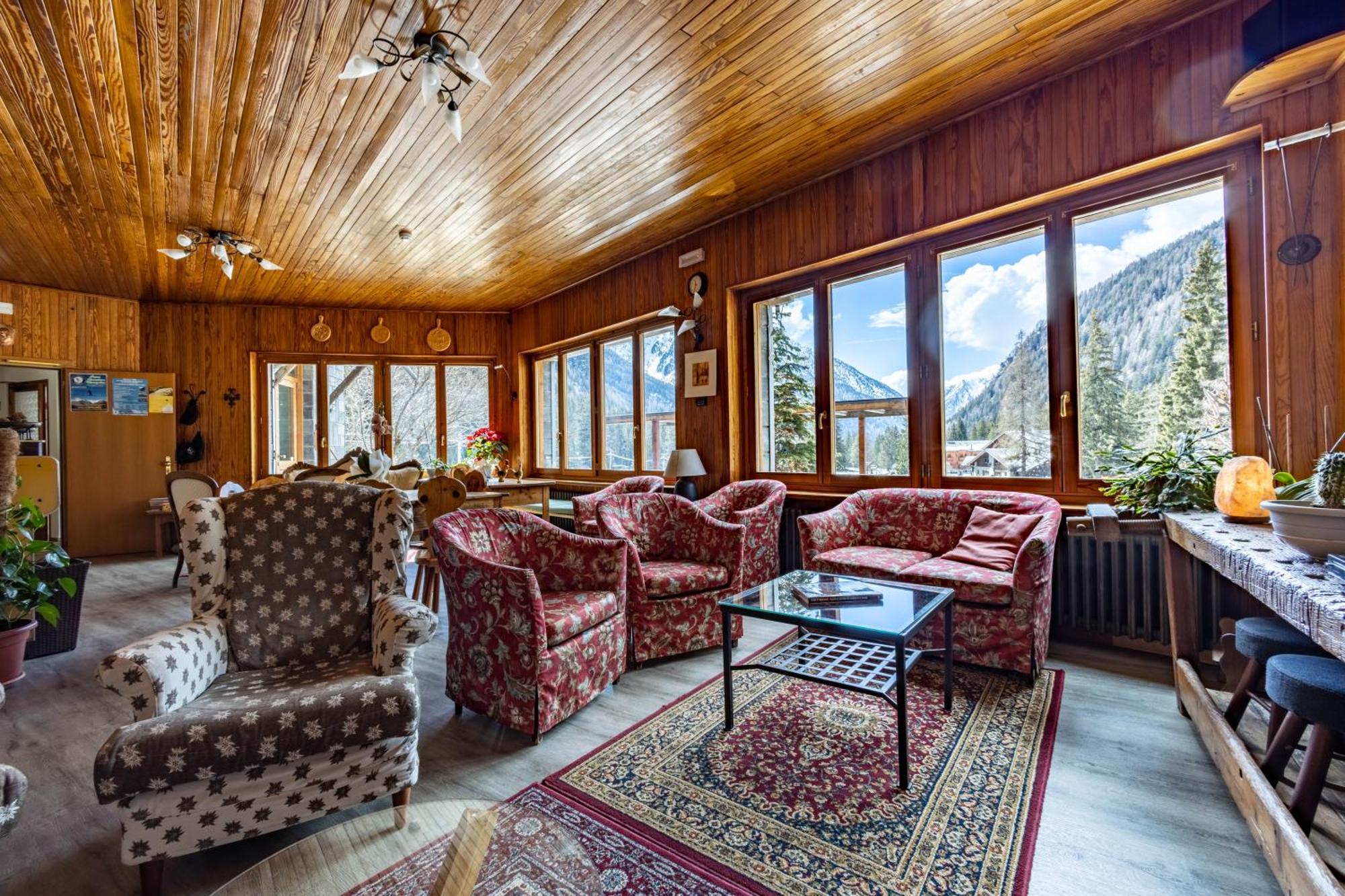 Hotel Le Campagnol Champoluc Exterior foto